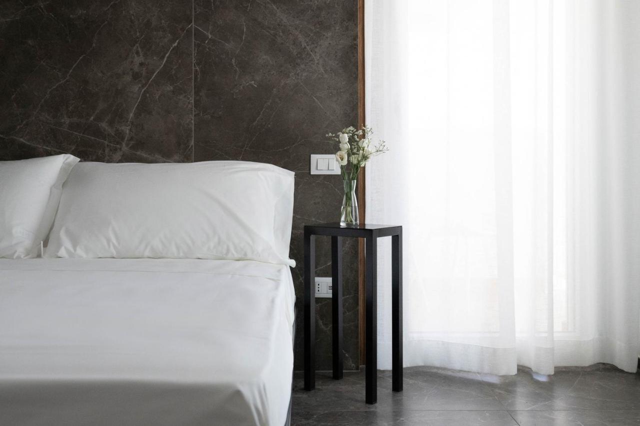 Hotel Mhami Pulsano Buitenkant foto